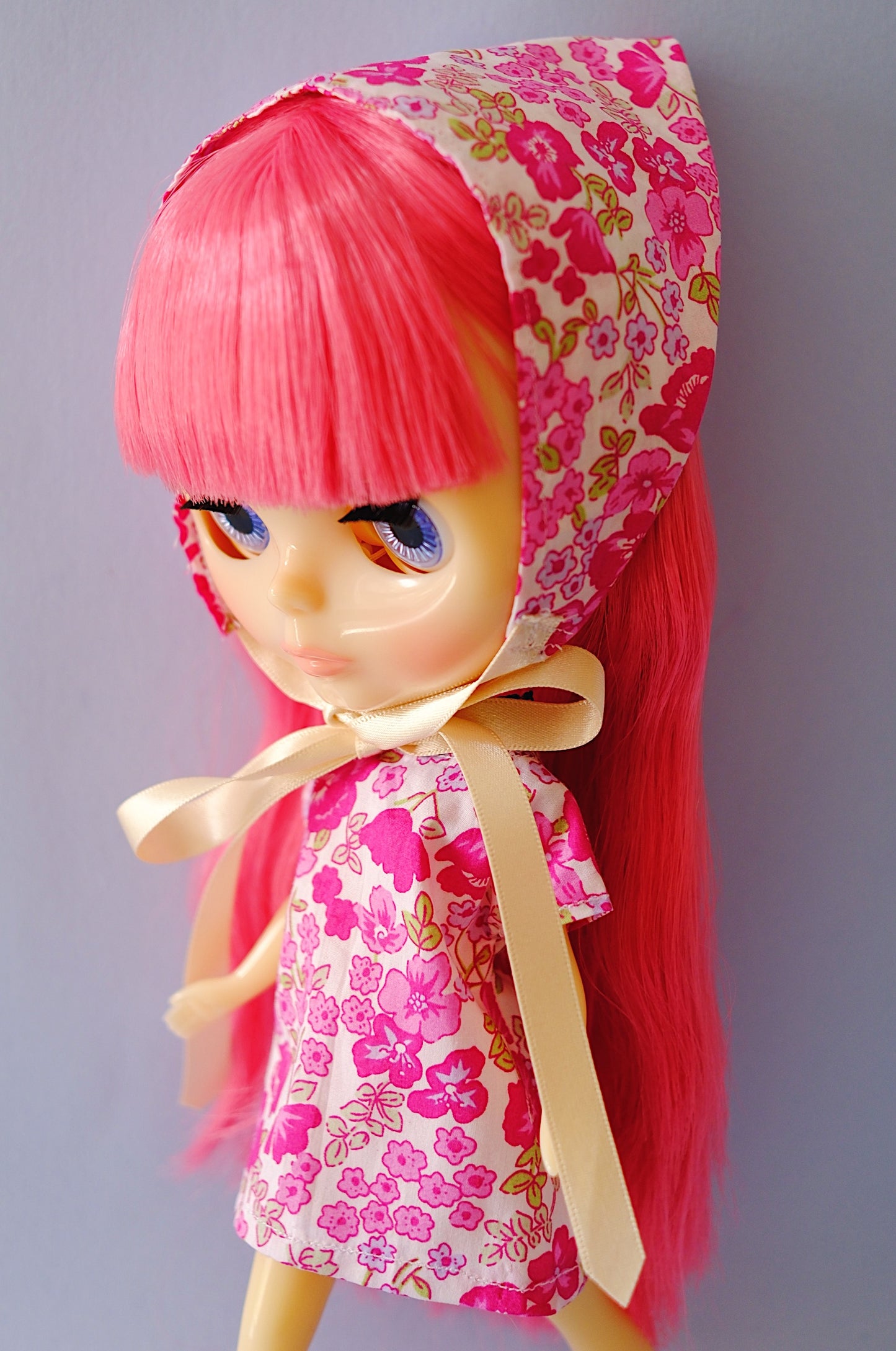 Pink ditsy floral Blythe doll bonnet headscarf